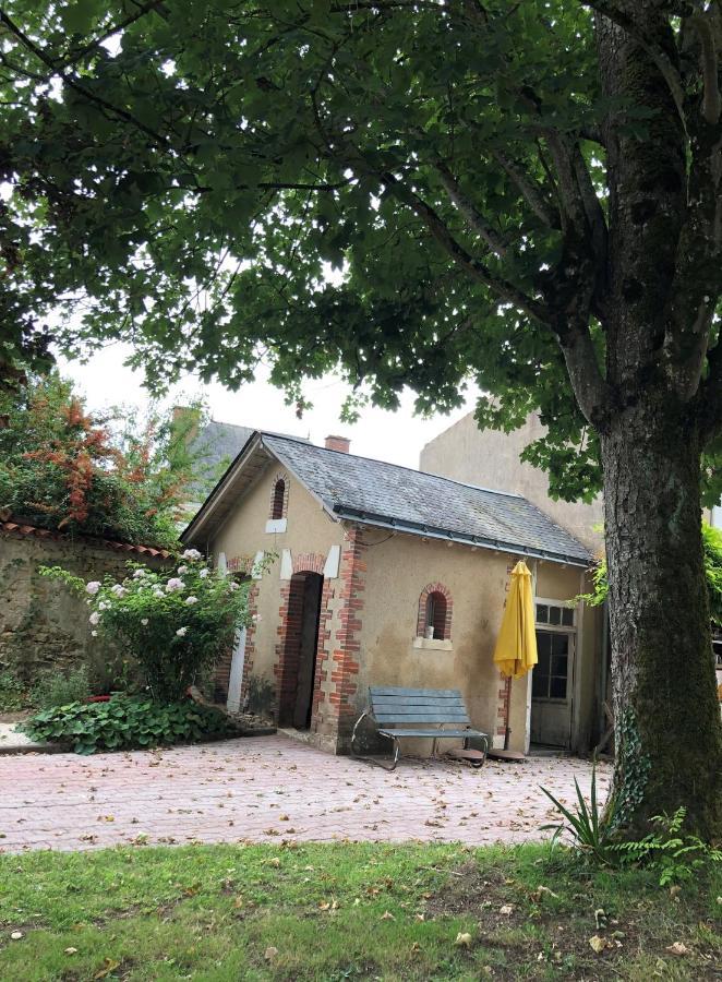 Gite De L'Atelier Herminois Apartment Sainte-Hermine Ngoại thất bức ảnh